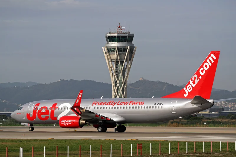 Private equity is circling budget airlines after Apollo's EasyJet deal — and this carrier could be next