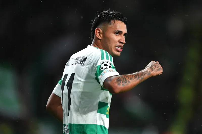 Celtic hero hailed for ‘world-class performance’ in Champions League win