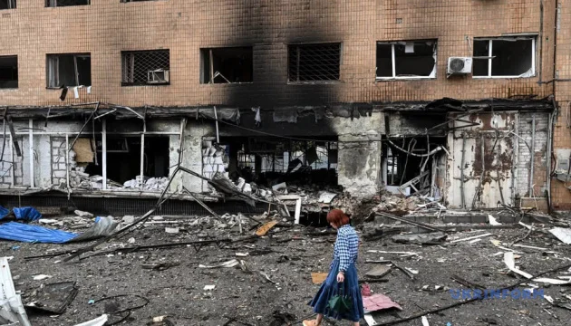 Russian drones attack central market in Zaporizhzhia overnight