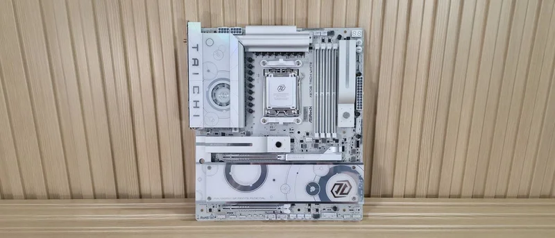 ASRock X870E Taichi White Motherboard Review: A Taichi washed in white, now with 10 GbE