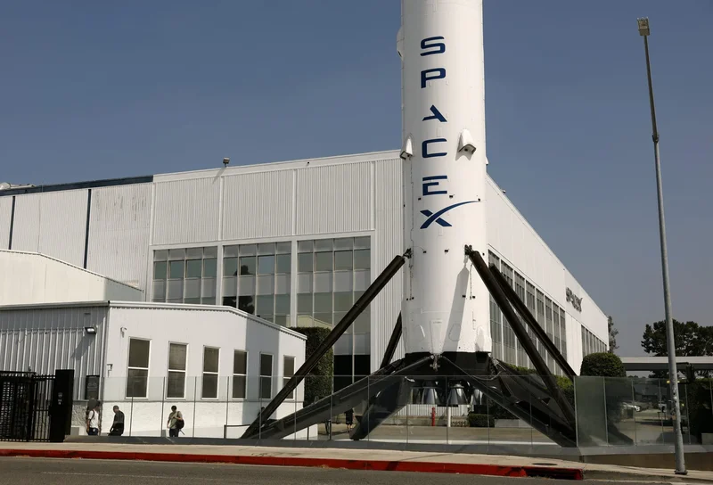 Harvard fund discloses $2.2 billion stake in Musk’s SpaceX