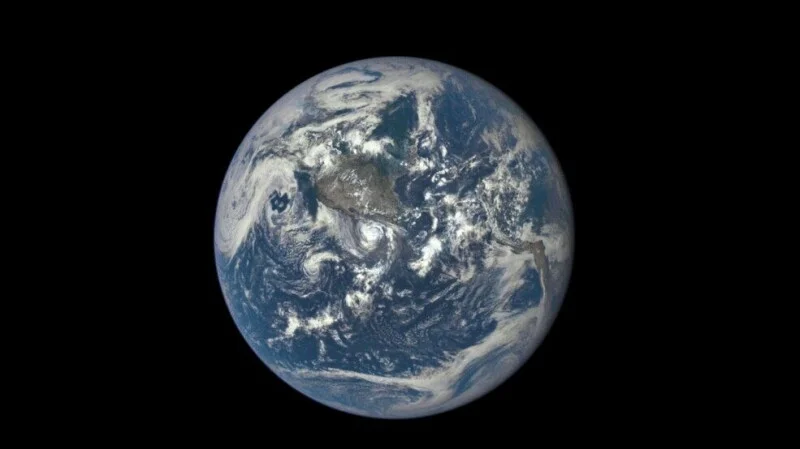 Google Earth's AI makeover survives one trip around the Sun