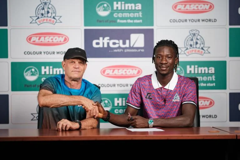 Transfer: Ugandan club Vipers SC sign Nigerian defender
