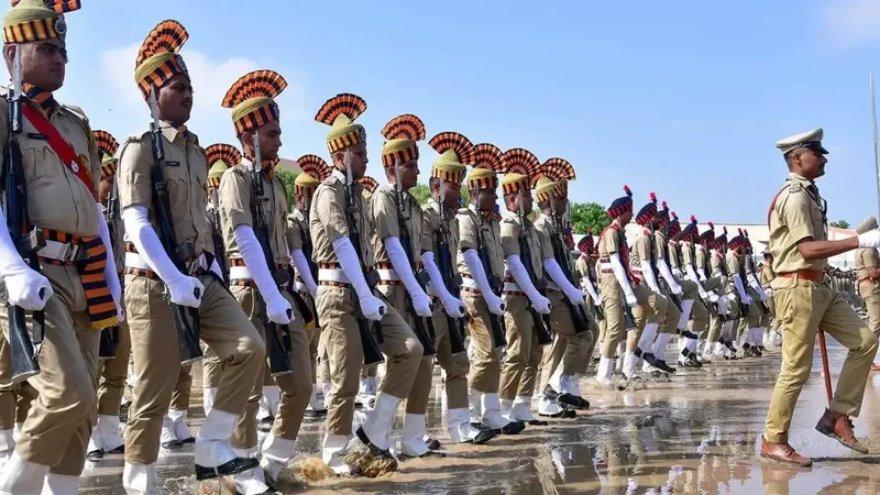 80th I-Day: 1,057 police, fire &amp; correctional personnel receive gallantry, service medals