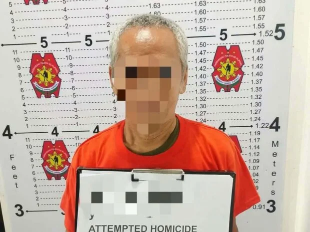 Knife-wielding senior chases younger man in Naga Cebu, is arrested
