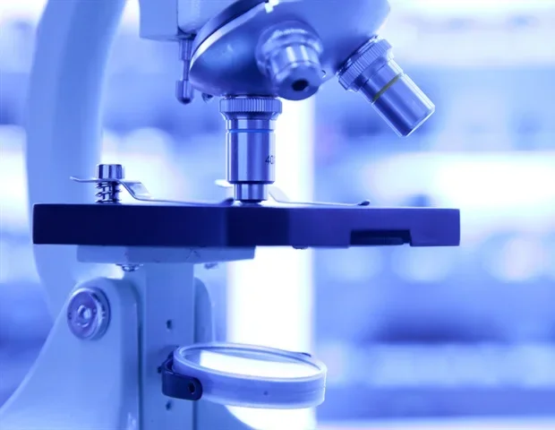 Cryo-EM provides real-time glimpse of cellular machinery reading DNA inside living organisms