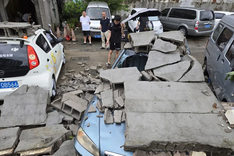 Tropical storm causes some flooding in eastern China