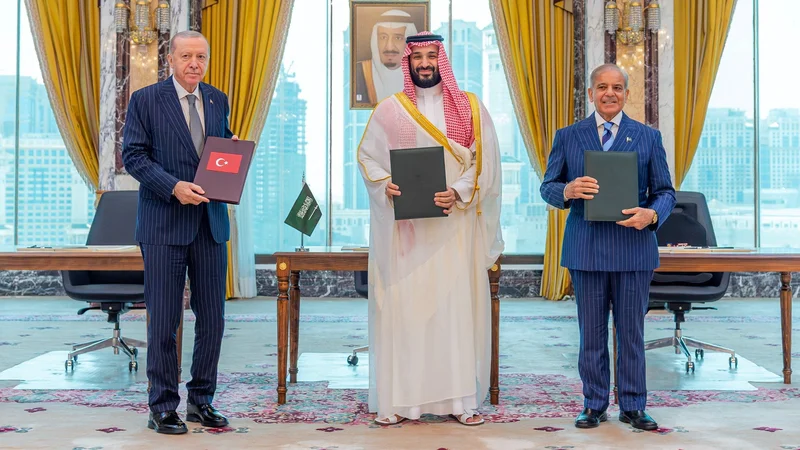 Saudi Arabia, Turkiye and Pakistan sign joint defence pact