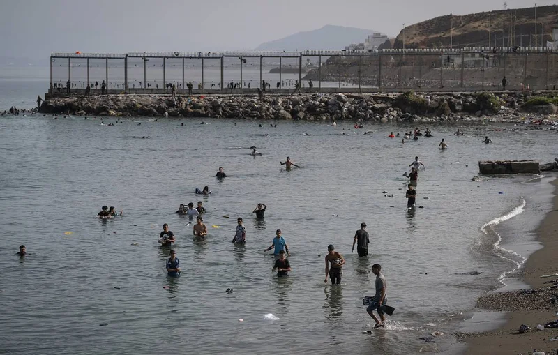 About 60 Moroccans officially missing after crossing into Ceuta — portal