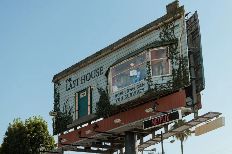 Netflix has real man living inside LA billboard for days to promote new thriller