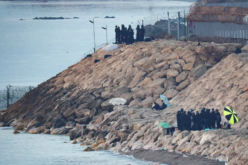 Over 100 migrants headed for Spain’s Ceuta arrested by Morocco in latest border surge