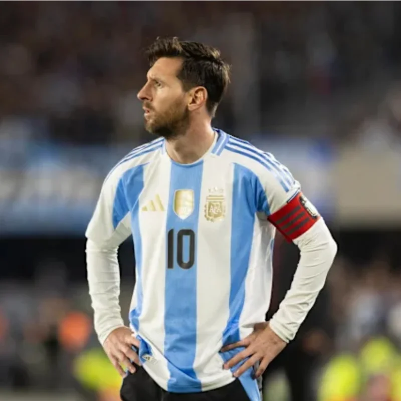 ‘Much strength’ – Cristiano Ronaldo sends message to Messi over father’s death