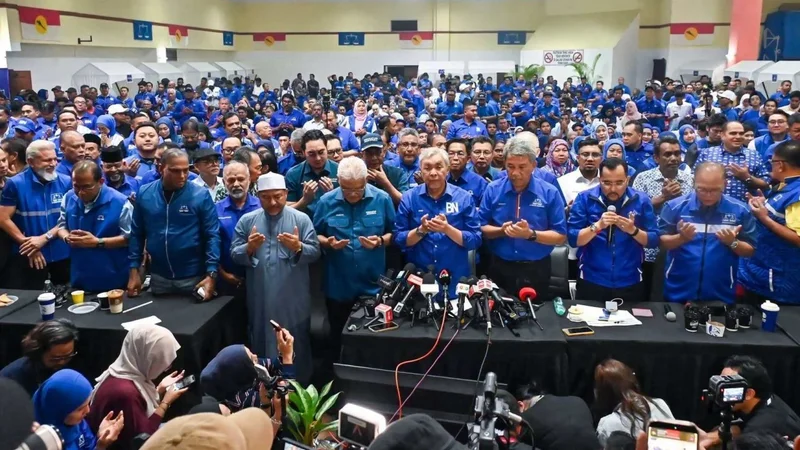 Malaysian politics heads for reset as Malay nationalism surge threatens reform experiment