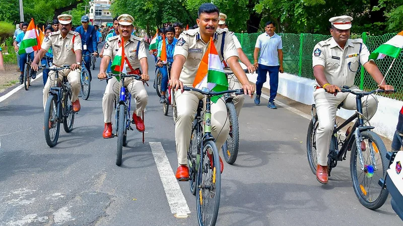 ‘Har Ghar Tiranga’ rallies held in Ongole, Nellore