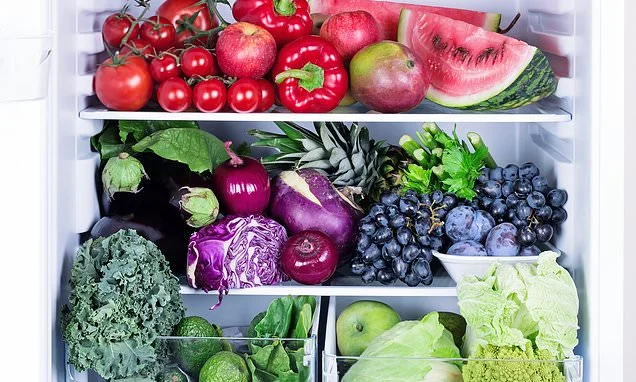 Forget THAT other 'guide' - THIS is the definitive list of what to put in the fridge, which food tastes infinitely better left out on the sideboard... and the 'natural enemy' items to NEVER store next to each other