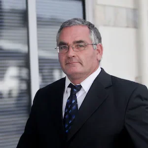Sex-offending former ambulance officer Christopher King remains on ankle bracelet, can’t enter Hawke’s Bay