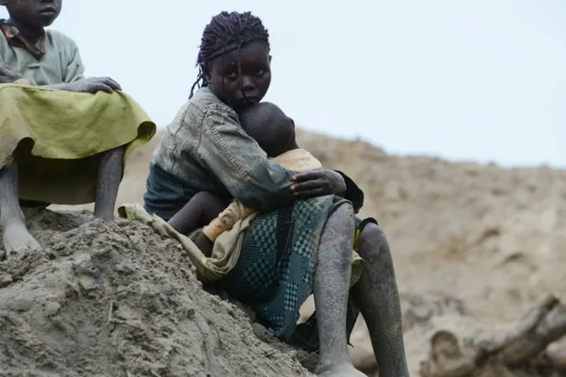 Landslide at gold mine in Central African Republic collapses into crowd, killing at least 100
