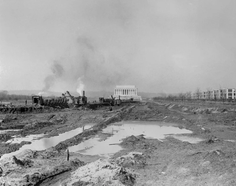 Trump’s slapdash Reflecting Pool renovations stand in stark contrast to years of deliberation and engineering ingenuity that went into its creation
