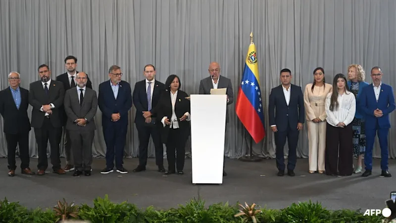 Venezuela government, opposition wrap up round of post-Maduro talks