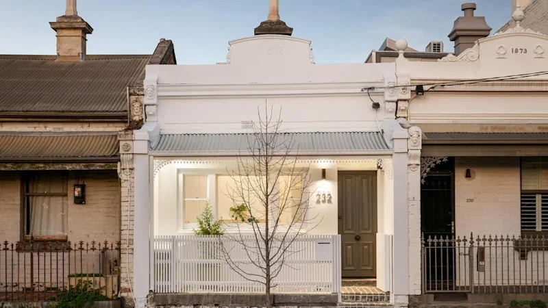 No bids for quintessential Carlton North renovated terrace in weak auction market