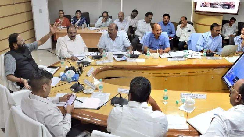 Minister asks Irrigation officials to make judicious use of water available in projects