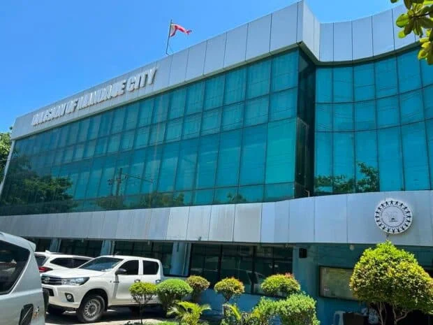 DepEd Mandaue heightens school security following social media threat
