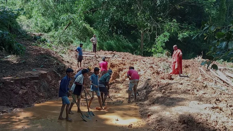 Six killed in Sri Lanka as heavy rain triggers landslides, floods