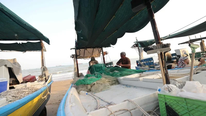 US strikes kept Iran’s fishermen off Hormuz. They can no longer afford to stay idle