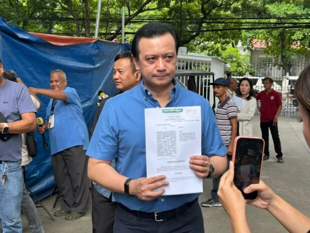 Trillanes to drop case against four of 18 ex-soldiers