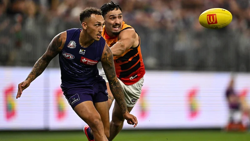 Live: Fremantle and Adelaide meet in blockbuster clash to open round 23