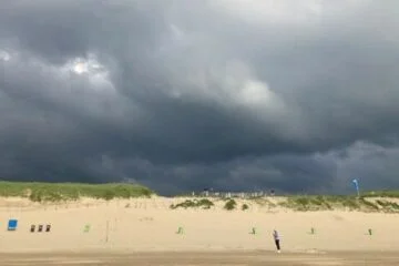 Thunderstorm and tornado warnings as Dutch summer heatwave ends