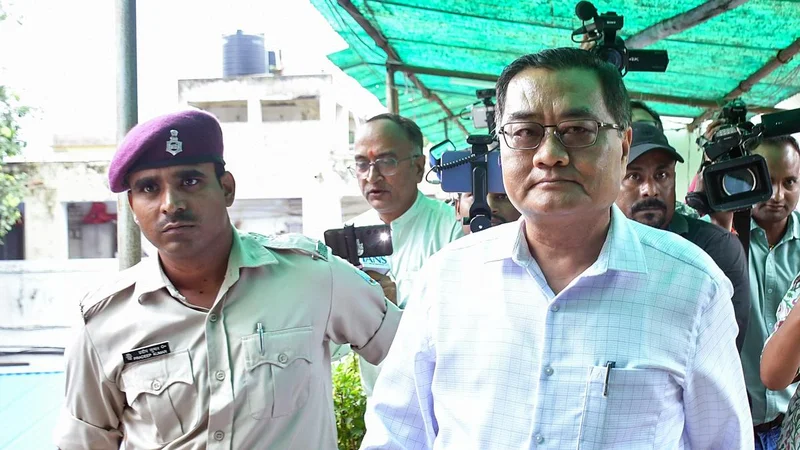 Jharkhand CID arrests ex-JPSC chairperson over alleged irregularities in recruitment exams