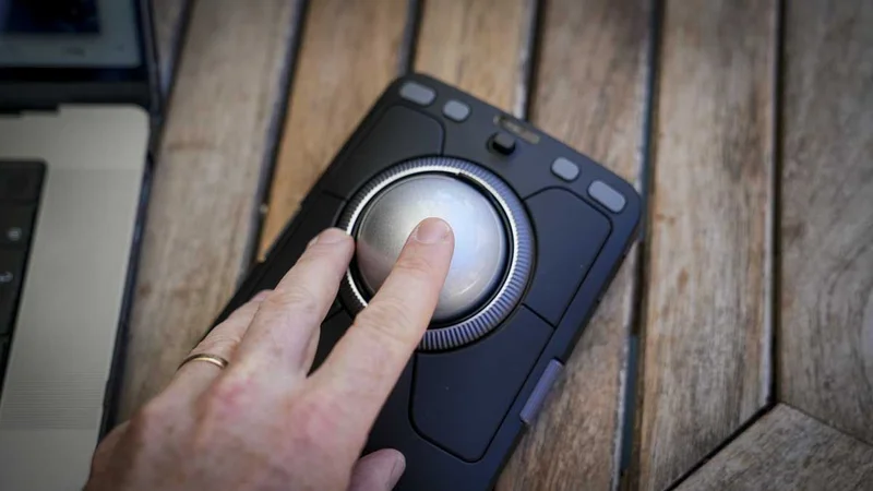 Kensington Expert Mouse Pro TB900 review: I swapped my mouse and trackpad for the new TB900 trackball, and ran a head-to-head video edit against my usual setup — the trackball won.
