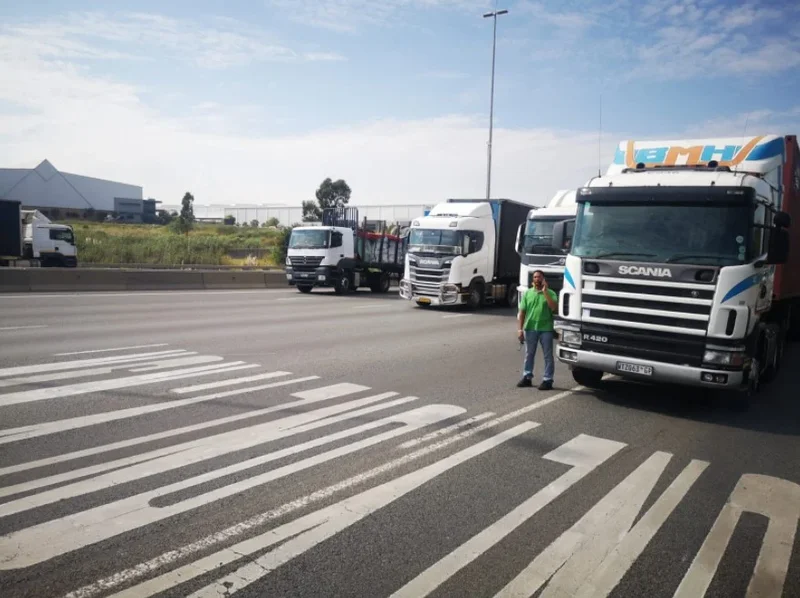 Truck Shutdown Threat Returns in South Africa
