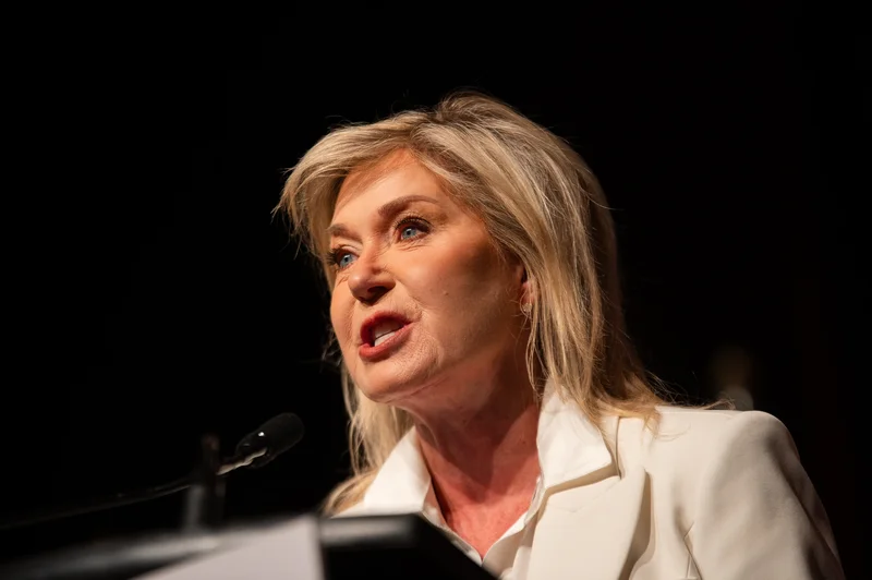 Ford says he disagrees with his party’s opposition research on Crombie’s Jamaica vacation