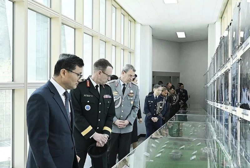 Korea, US launch joint underwater survey for Korean War aircraft wreckage