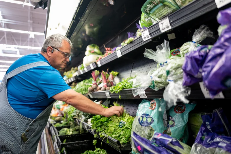Michigan eases lettuce advice as state health department says cyclosporiasis reports decline