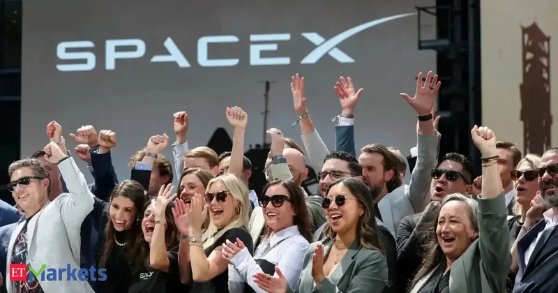SpaceX draws retail investors despite fall in shares post earnings