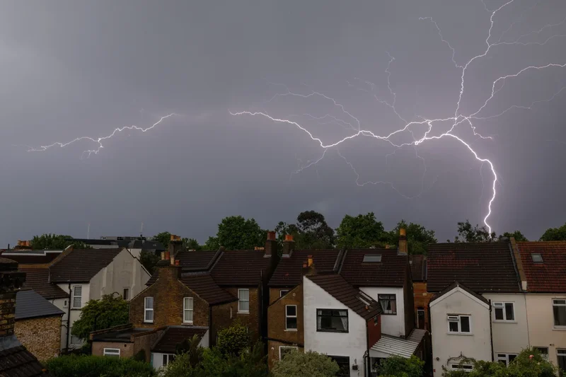 Thunderstorms mapped: Where Met Office weather warning is in effect today