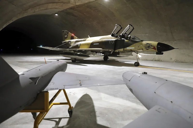 Iran accuses Qatar of holding 3 pilots as POWs, turns to ICRC