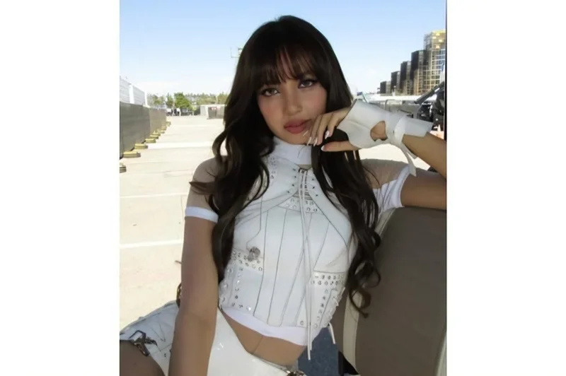 Lisa apologizes over BLACKPINK's troubled 10th anniversary event