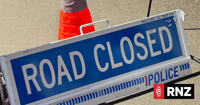 Crash closes West Coast highway