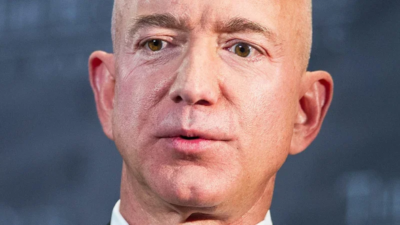 Bezos consortium buys a stake of Liverpool FC