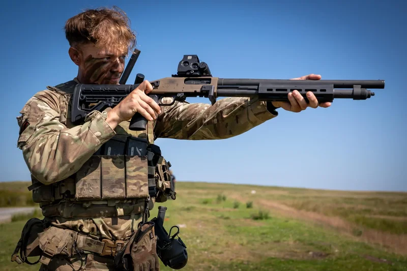 Is Special Assault Rifle Ammo Better Than A Shotgun Against FPVs?