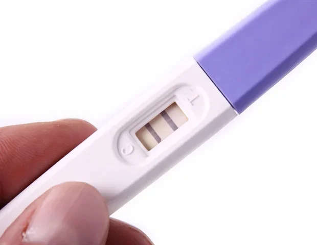 Higher doses of common fertility drug linked to pregnancy risks