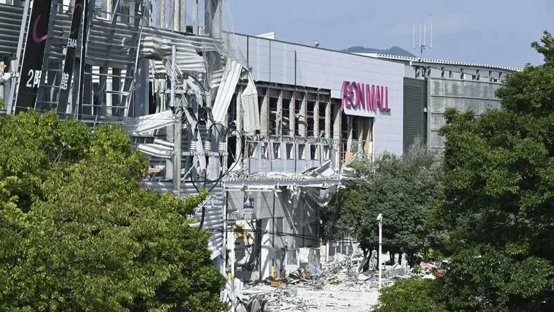 Japan ends rescue at quake-hit shopping centre after explosion kills 7