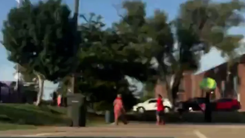Live video captures panic as gunman opens fire at park in Kentucky