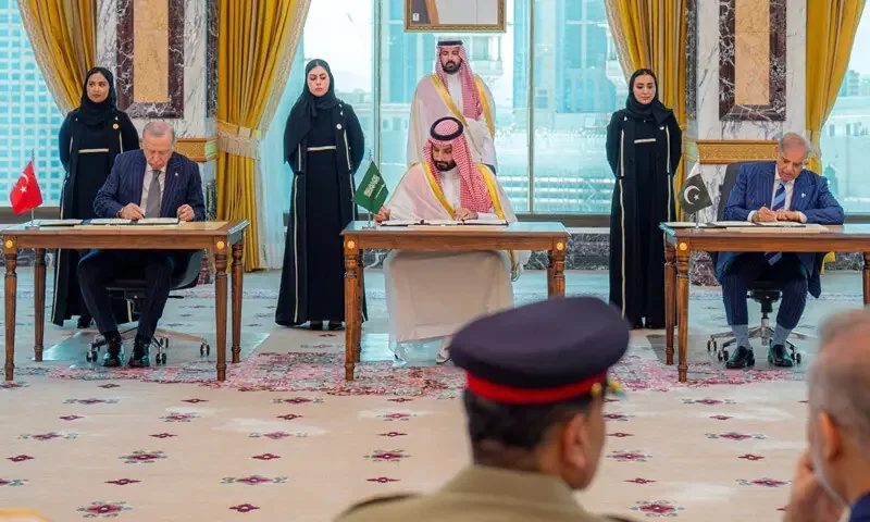 Pakistan joins Saudi Arabia, Turkiye in ‘all for one’ pact
