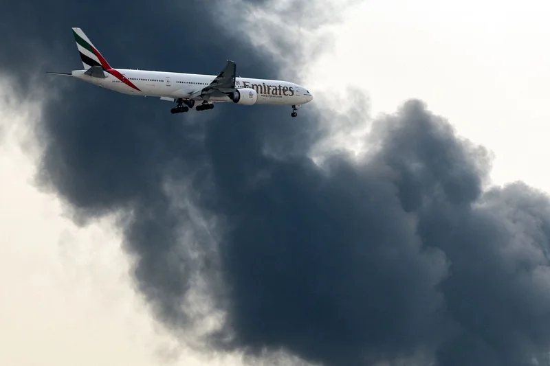 UAE issues nationwide alert over potential missile threats